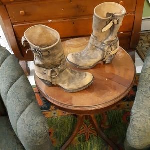 Matisse Helms boots